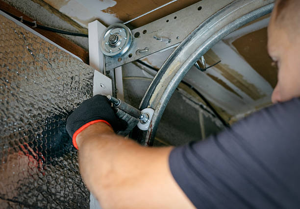 Affordable Garage Door Roller Replacement solutions in Sunnyside, CA